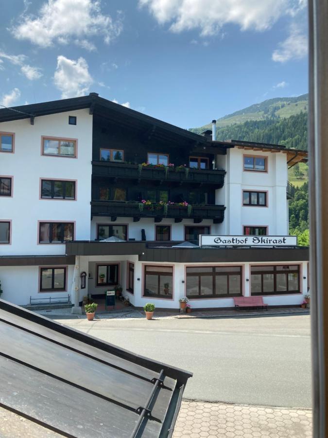 Skirast - Kirchberg 蒂罗尔-基希贝格 外观 照片